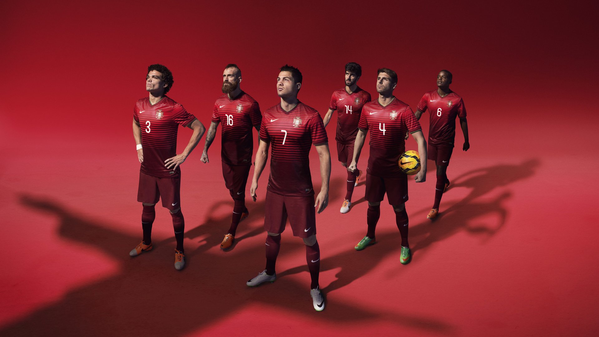 德甲争冠焦点战，公牛速胜猛龙，拜仁多特上演双龙斗牛